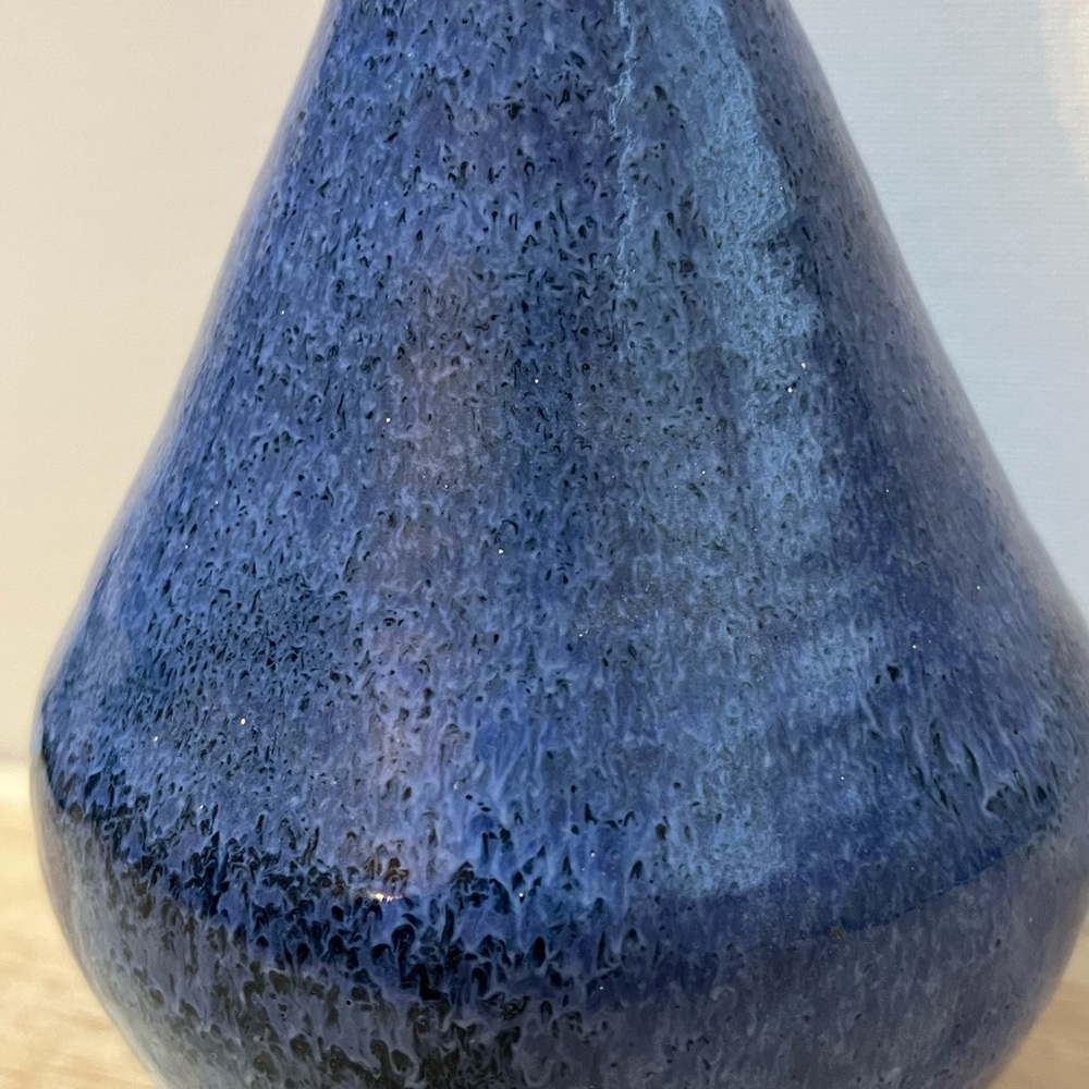 VINTAGE HANDMADE STUDIO POTTERY VASE DECOR - Picture 8 of 10